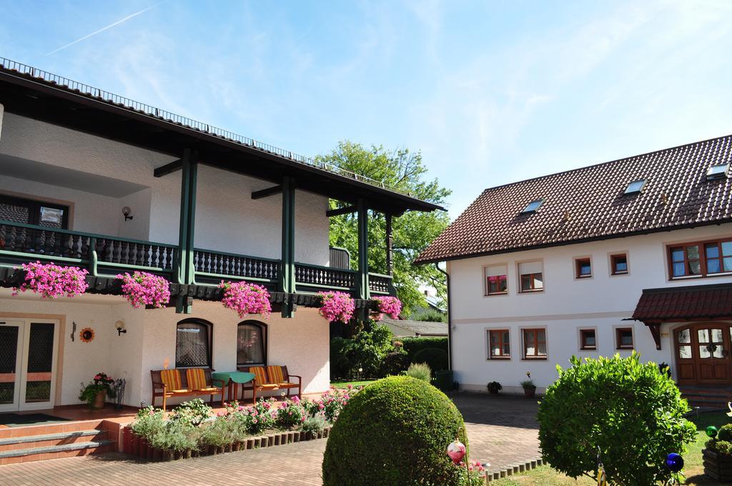 Landhaus Cornelia Bad Birnbach Εξωτερικό φωτογραφία